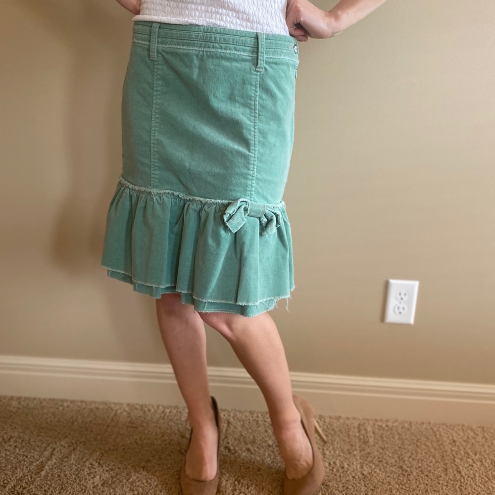 Plugg size 5 corduroy mint green skirt w/ ruffles